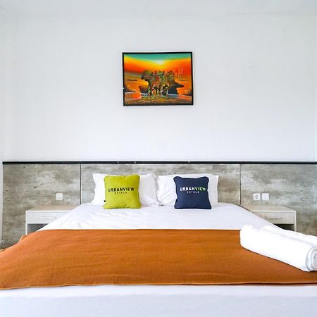 Urbanview Pecatu Residence Bali By Reddoorz Унгасан Экстерьер фото